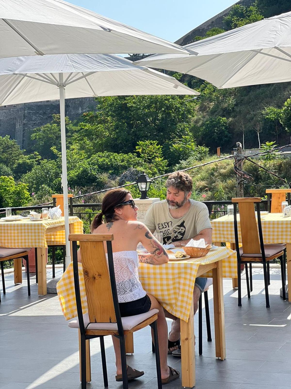 Castle Hotel Gjirokastër Extérieur photo