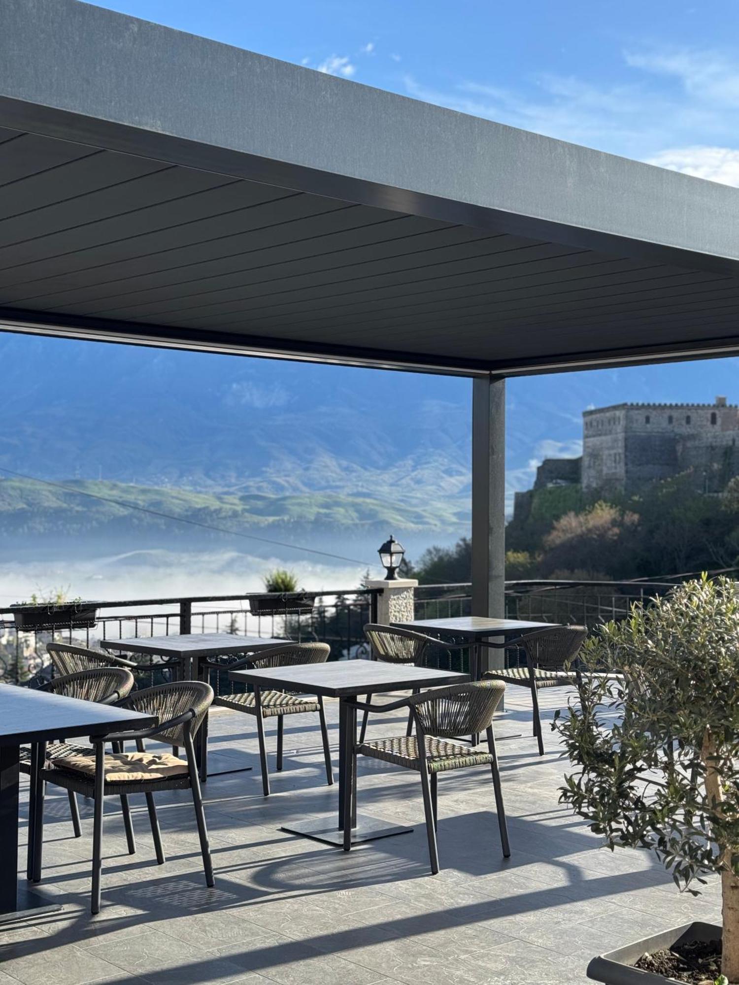 Castle Hotel Gjirokastër Extérieur photo